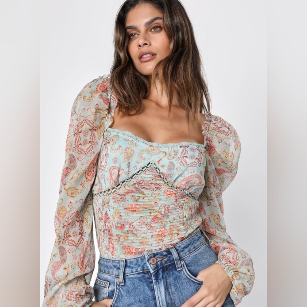 Paisley top